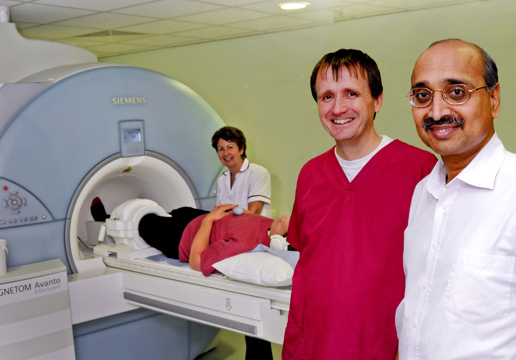 Royal Oldham Hospital Improves its MRI service with Siemens?s MAGNETOM ...